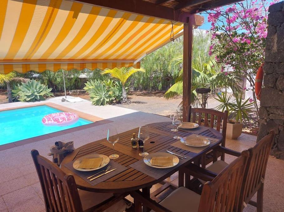 Villa Chloe Playa Blanca  Esterno foto